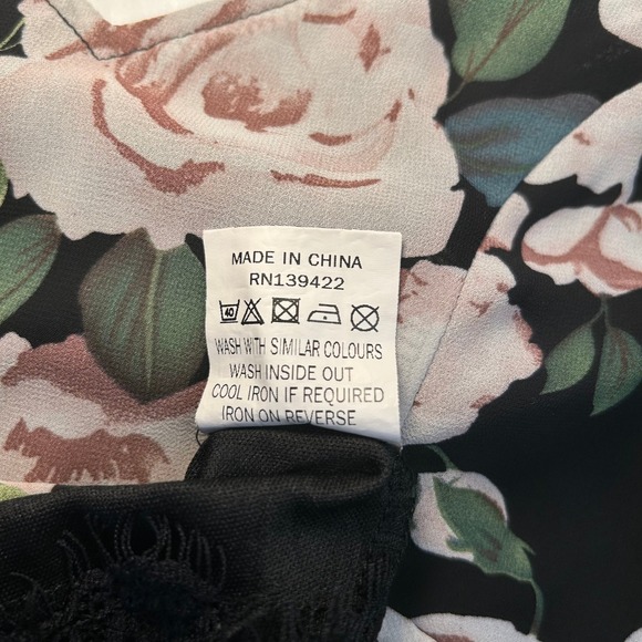 Tobi Black Floral Romper XS Lace Trim Cross Back Spaghetti Strap - Picture 5 of 5